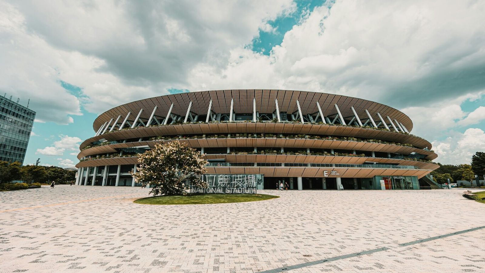 現代建築の現在地:安藤、隈、SANAAが描く東京